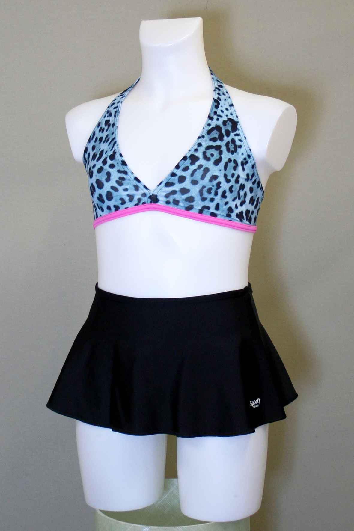 Celeste- - Blue-Leo